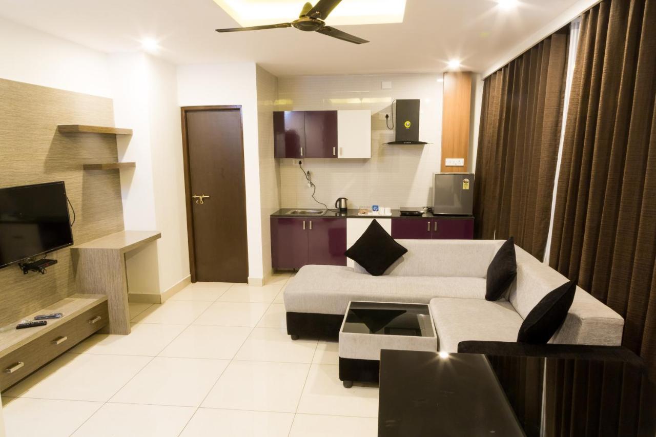 The Porch Inn Hotel/Service Apartments Bangalore Exterior foto